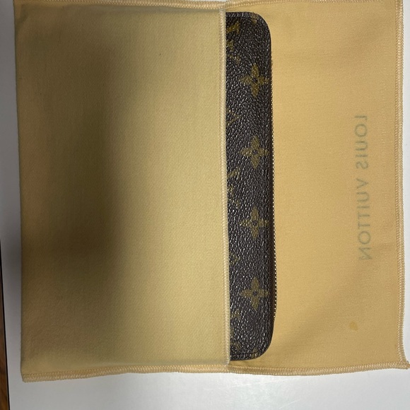 Louis Vuitton Zippy wallet - Picture 9 of 9